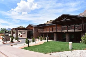 Zion Canyon Lodge