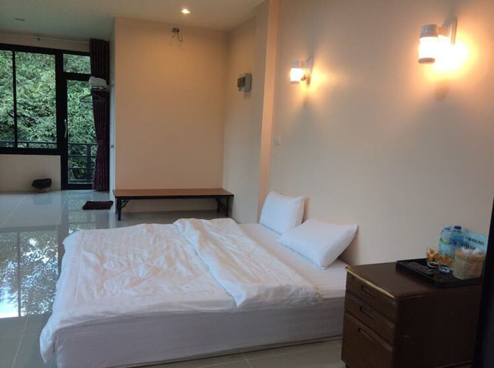 Wang Tey Homestay Khiri Wong