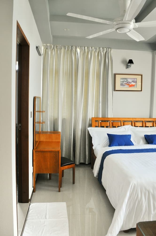 Airport Comfort Inn Premium