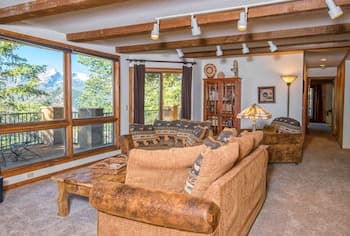 Cedar Lower - 2 Br Condo