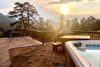 Tranquil Duplex - 3 Br Home