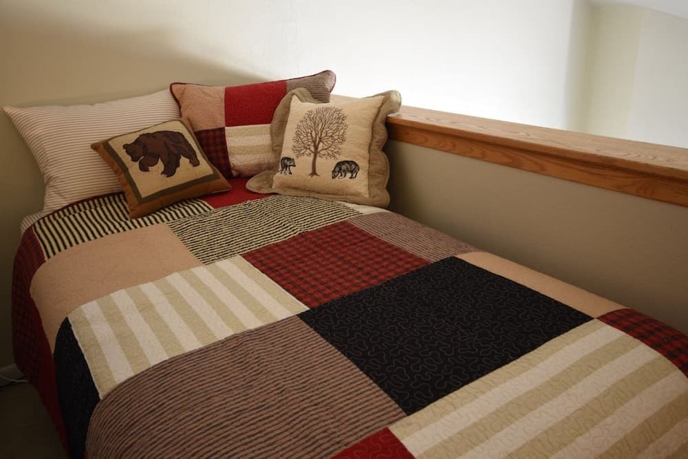 Mountain Harbor #201 2 Bedroom Condo