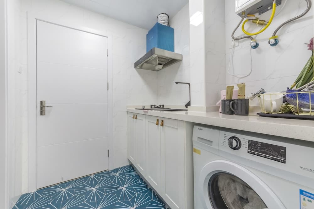 Shanghai Moxi Inn Huaihai Rd No.6 Branch