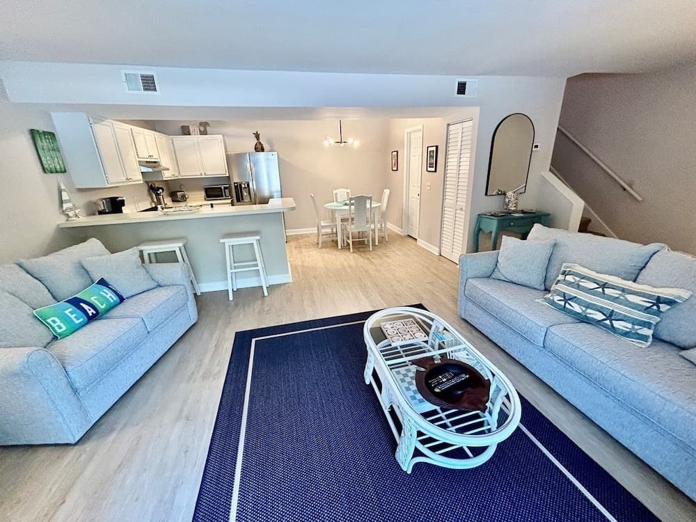 Sealoft 4 2 Bedroom Home by RedAwning