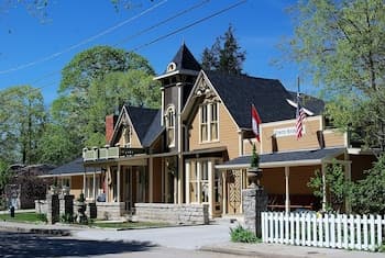 Tower House Inn