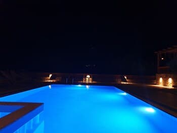 Elounda Ocean View Suites