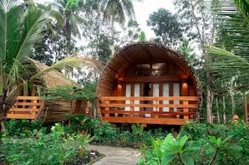 Lagoona Beach Bungalows