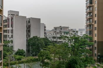 Locals Boutique Apartment Huafa Plaza 24