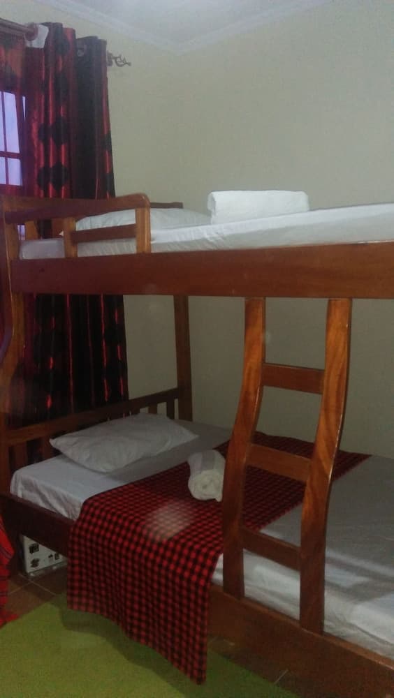 Lewisky homestays and tours