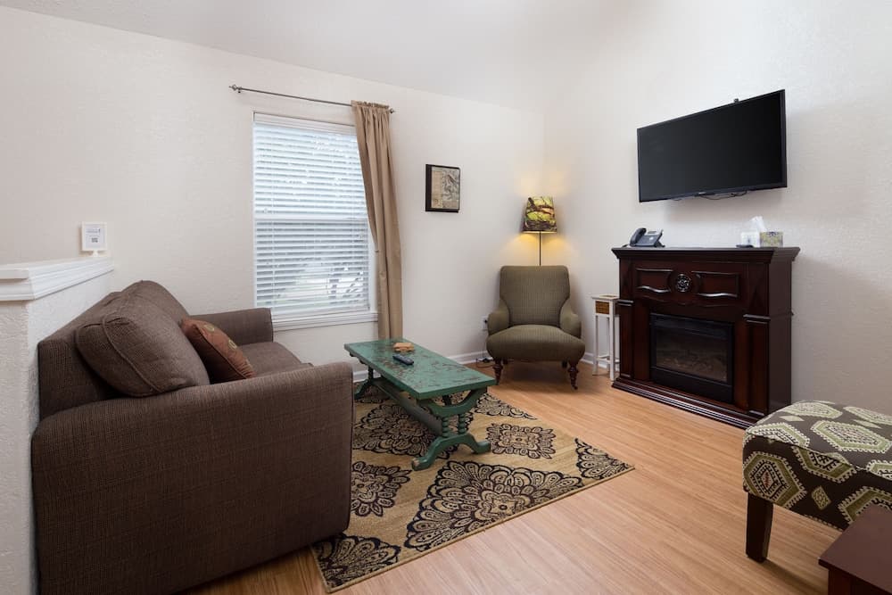 Cypress Creek Cottages