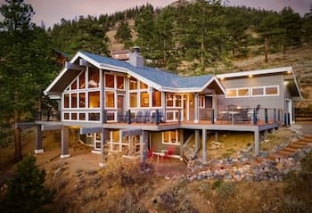 Herondale Luxury Vacation At Windcliff 3 Bedroom Home by RedAwning