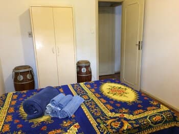 Cozy Rooms in front of Sugar Loaf