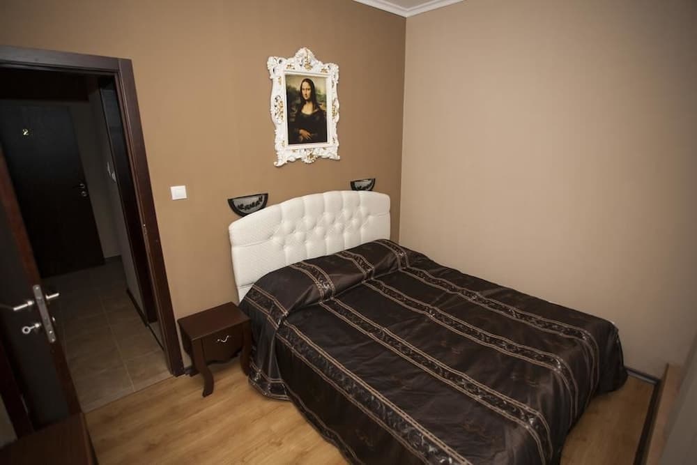 Red Hotel - Lozenetz