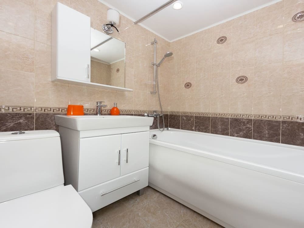 Apartment on Bratyev Zhabrovykh 7