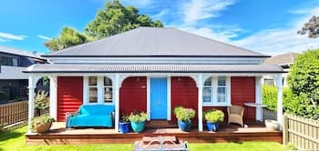 Rewa House ~ city home, 3 bedrooms, walk to CBD