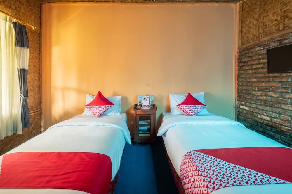 OYO 644 Grand Yustik Selabintana