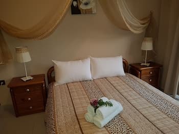 Georgia Old Town Apartments