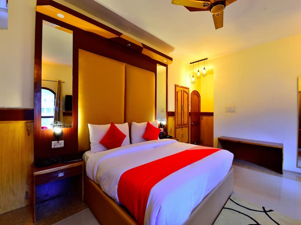 Capital O 30169 Signature Manaali