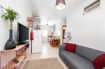 Caparica Surf Apartment by Host-Point