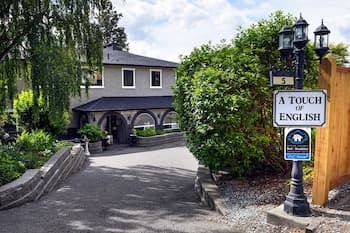 A Touch of English Bed & Breakfast