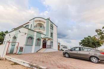 OYO 110 Ras Al Hadd Guest House