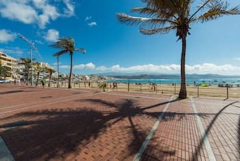 Reyna Express - Hostel