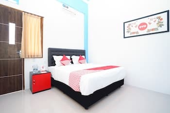 OYO 877 Bypass Town Square