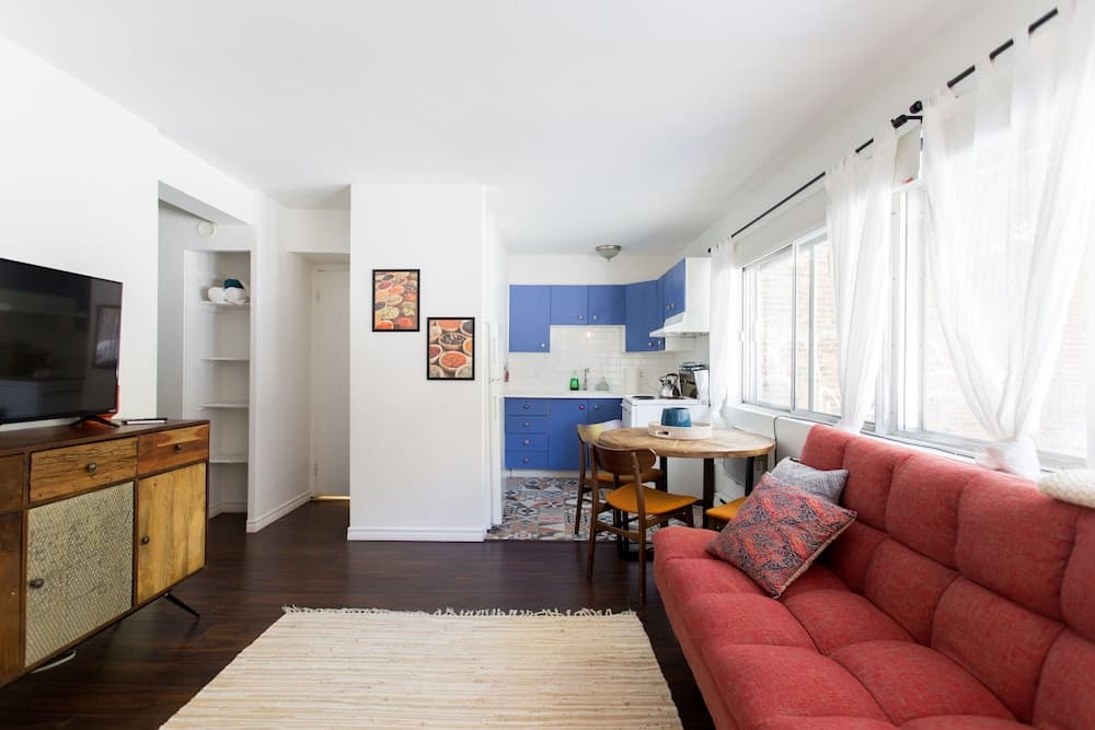 The Hutchinson Suites