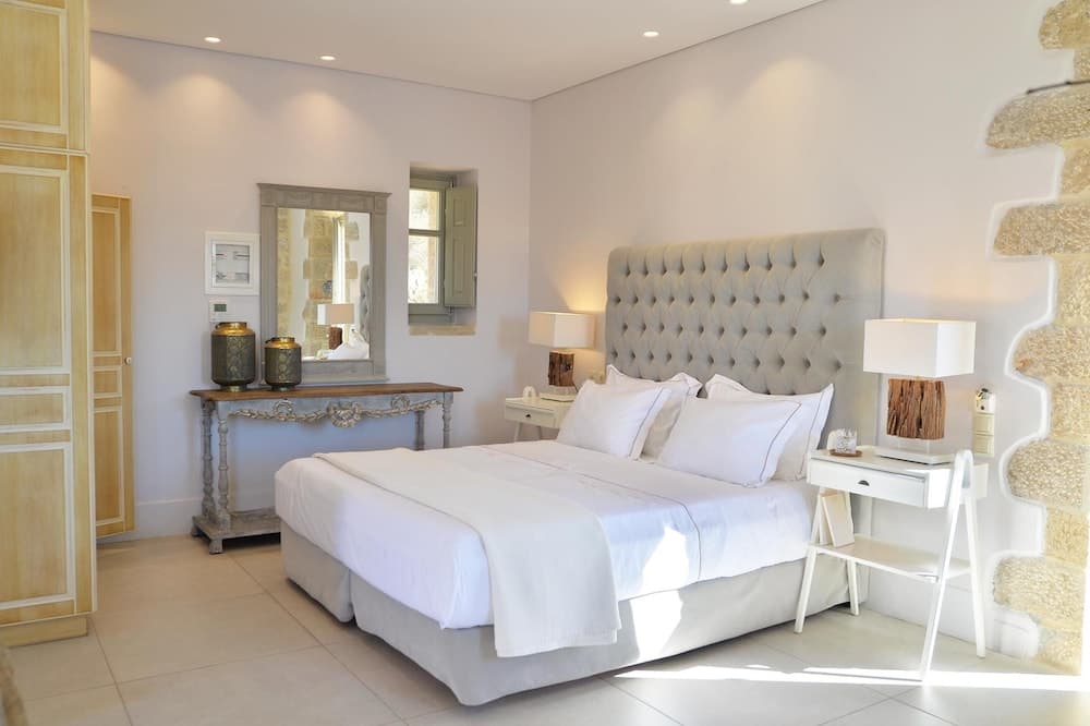 Akrolithi Boutique Hotel