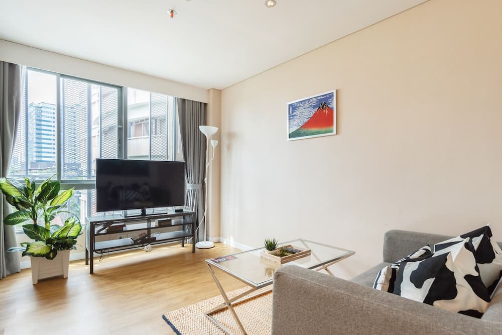 Siamese Nang Linchee By Favstay