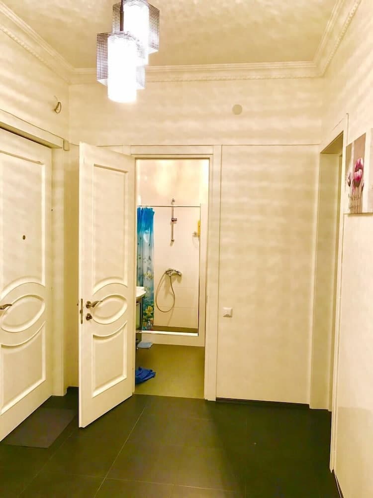 Apartment on Aleksidze st