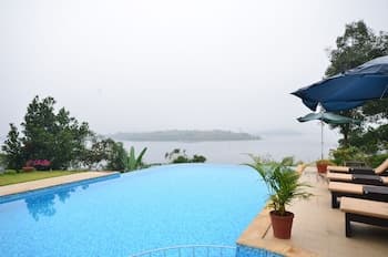 LakeRose Wayanad Resort