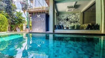 Stellar Capsules - Hostel