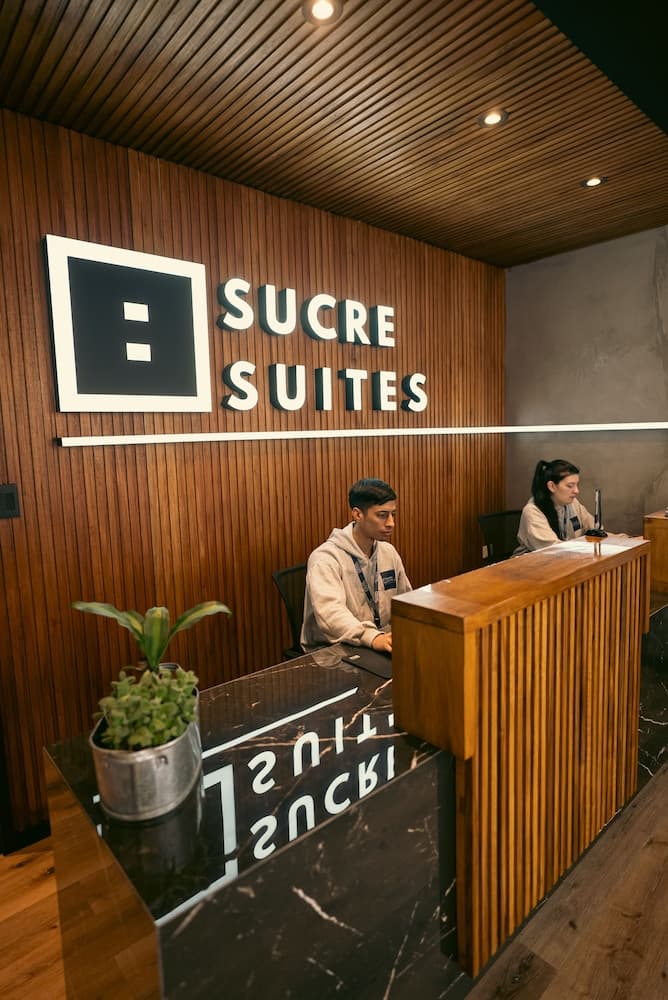 Sucre Suites