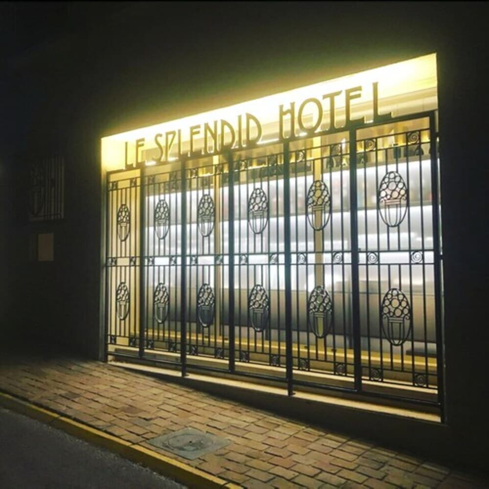 hotel image