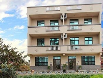 Travel Bird Bed and Breakfast