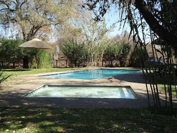 Phokoje Bush Lodge