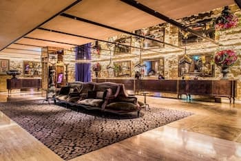 Palais de Chine Hotel