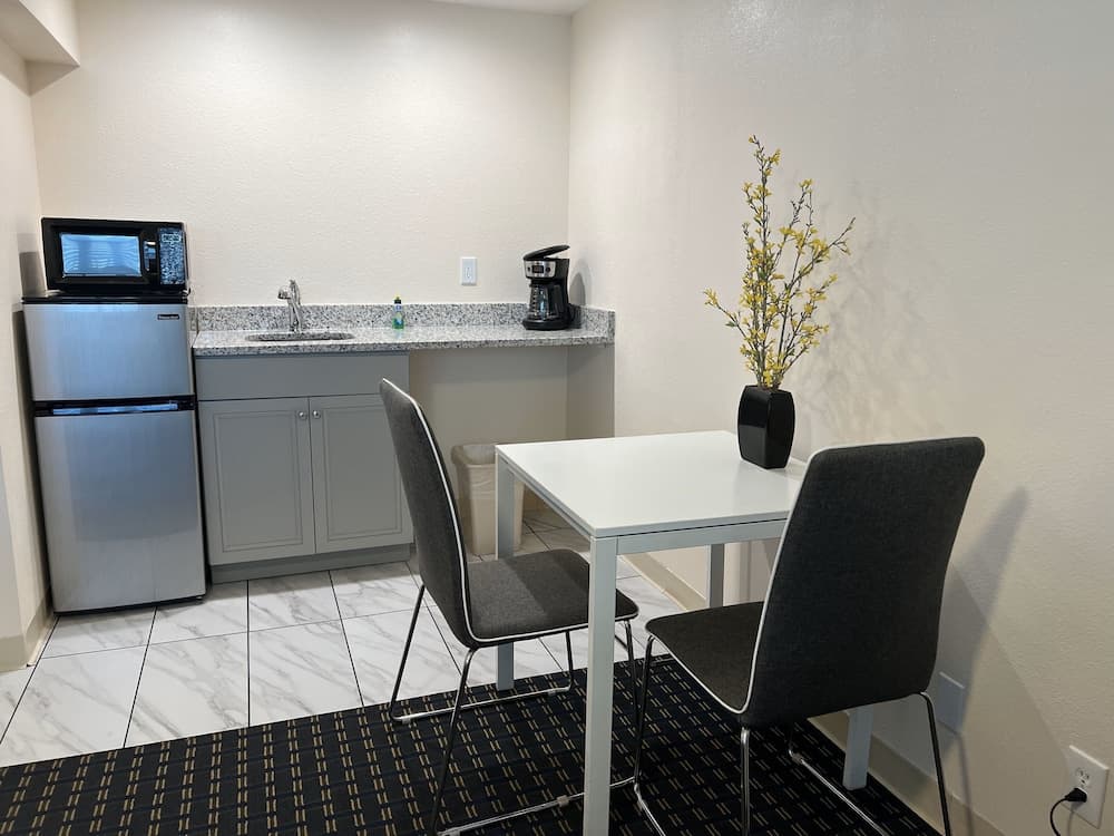 Beachside Resort Motel