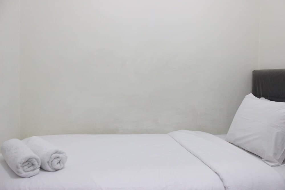 Minimalist 2BR Apartment at Gateway Ahmad Yani