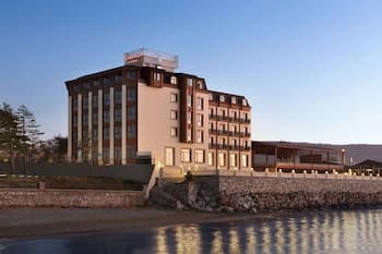 Ramada by Wyndham Van