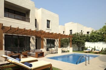 Dubai Creek Club Villas