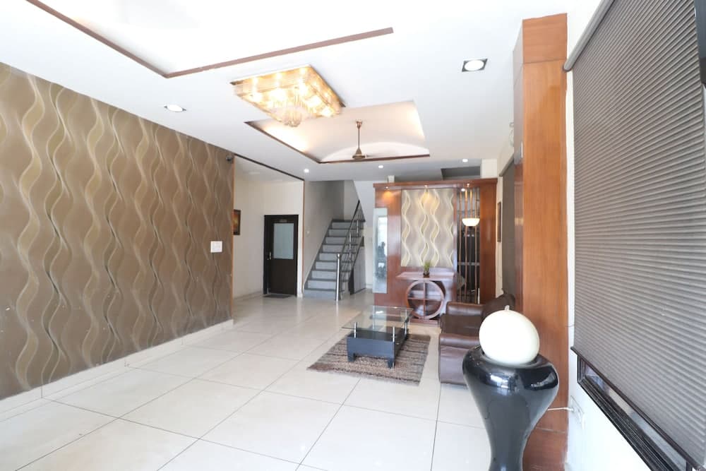 OYO 36231 Hotel New York Inn