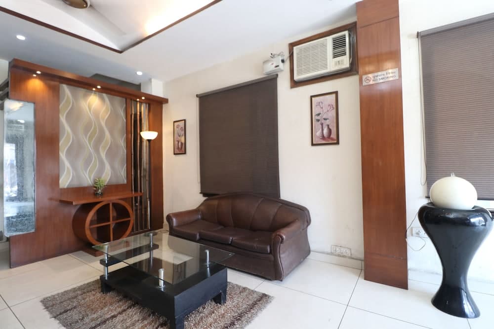 OYO 36231 Hotel New York Inn