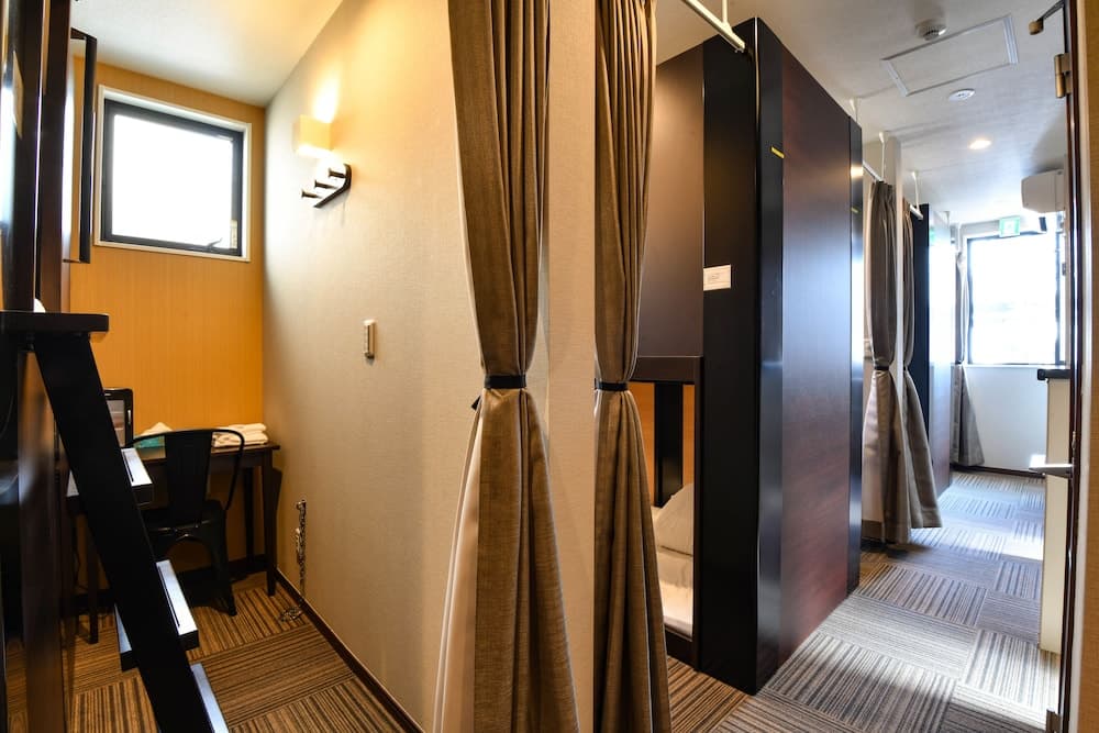 Grandouce Otorii I - Hostel, Caters to Men