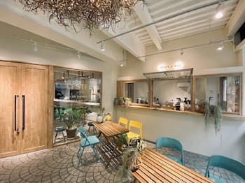 Lestel Naha - Hostel