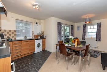 Tamar View Serviced Apartment