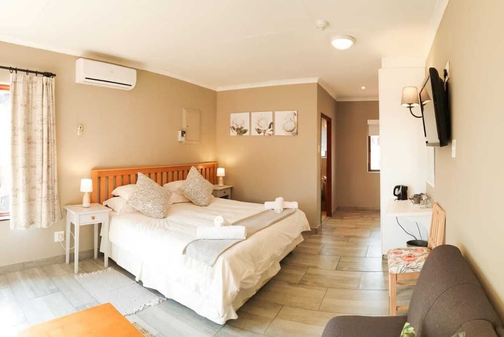 Thyme Inn on Greenway