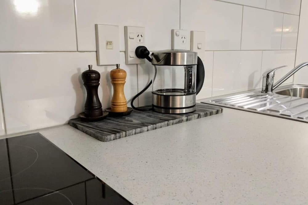 Stylish Queen Street Loft-style 1 Bedroom