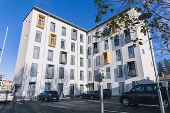 Spot Apartments Airport